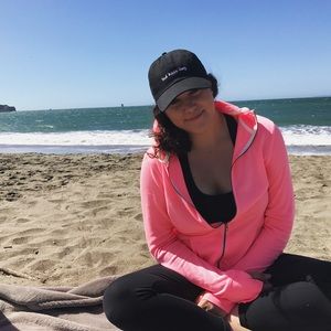 Meet your Posher, Ariel